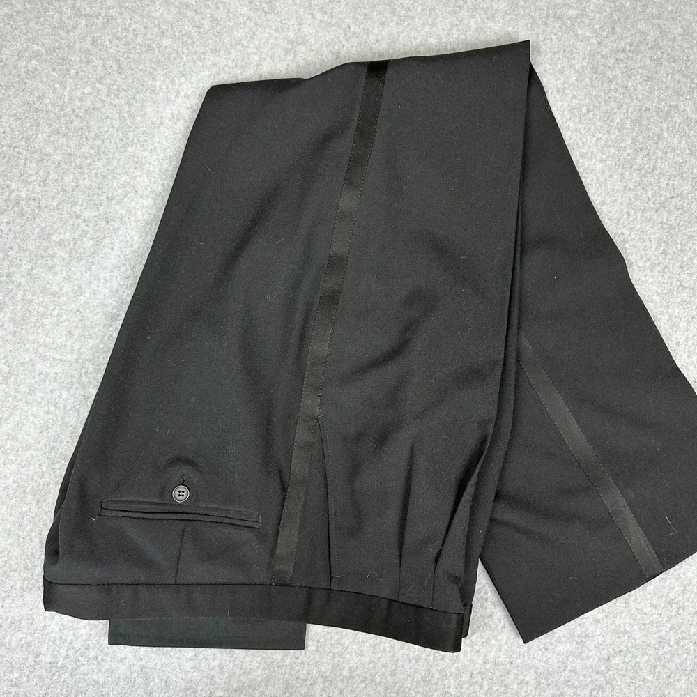 Cellini‎ Collection Mens Black Double Breasted Tuxedo Suit Set with Shirt & Ties